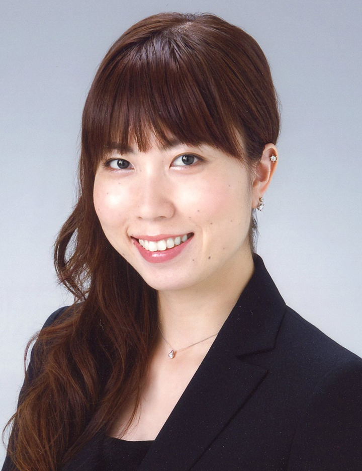 山根　恵里苗