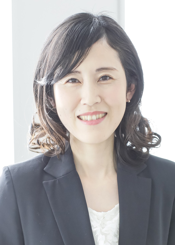 衣輪　亜也子